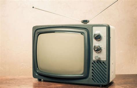 rüyada eski tüplü televizyon görmek